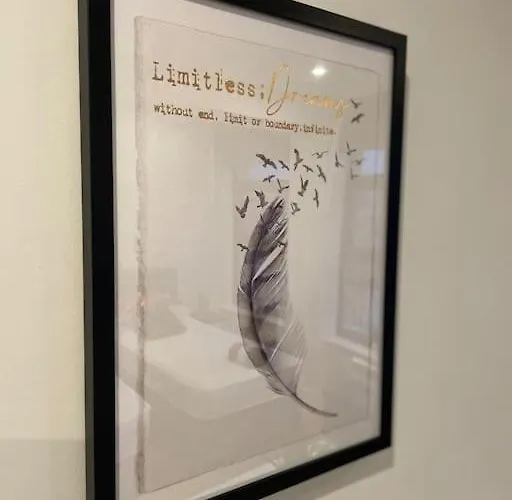 Deluxe Apartment In Central Northampton - Heart Of Market Square